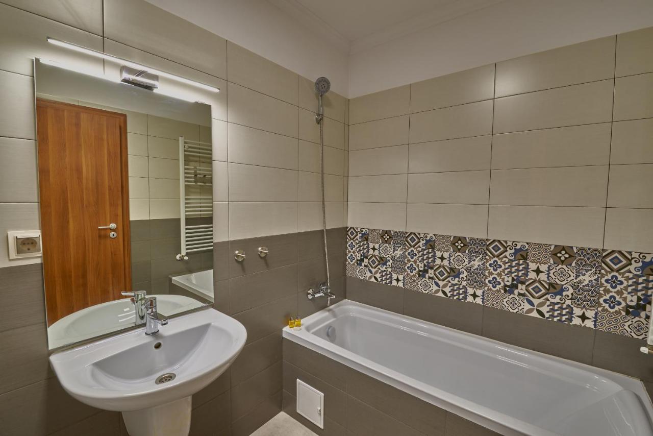 Stylish Place In The Heart Of Cluj Napoca Bagian luar foto